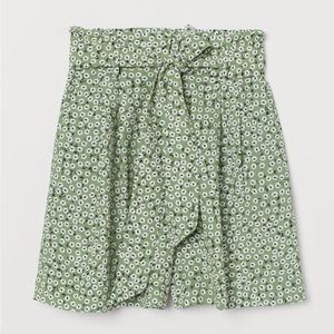 NWT H&M Floral High Waisted Shorts